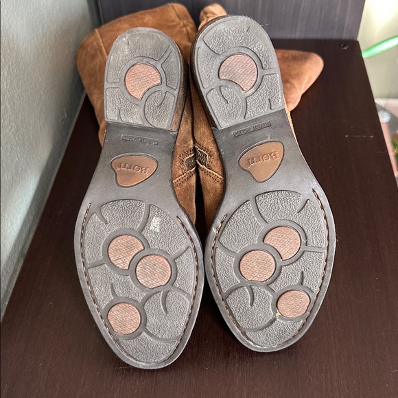 Born Suede Boots (7.5) - Picture 8 of 11